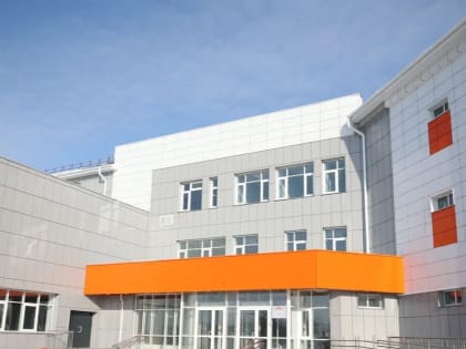 Здание школы № 10 откроют в новом учебном году в Зиме