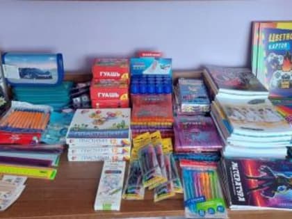 Евгений Сарсенбаев помог с приобретением канцтоваров для учёбы детям из малообеспеченных семей