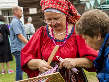 Старинное плетение ковриков из Иркутской области стало объектом культурного наследия