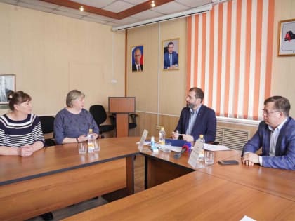 Александр Ведерников провёл личный приём жителей Черемховского района