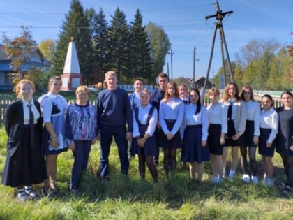 На территории школы посёлка Шиткино появилась Аллея памяти