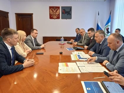 Губернатор Иркутской области раскритиковал власти Усть-Илимска за плохие дороги и благоустройство