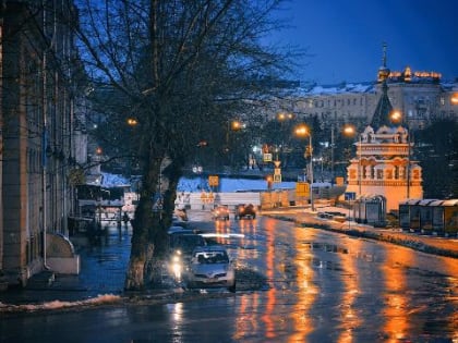 В Омске обнаружили нелегально сжигающие пластик и медотходы организации