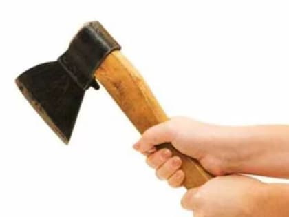 Женщину, зарубившую топором свою соперницу, будут судить в Усть-Илимске