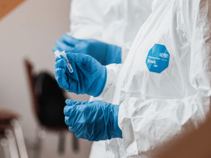 Ковид за минувшие сутки выявлен у 348 сибиряков