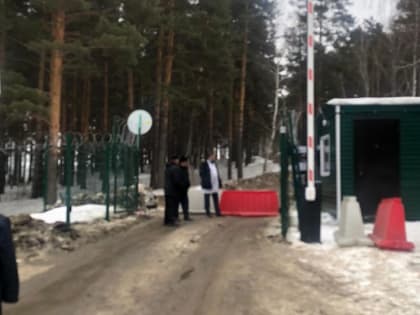 Жители Синюшиной горы пожаловались на перекрытый проход в роще