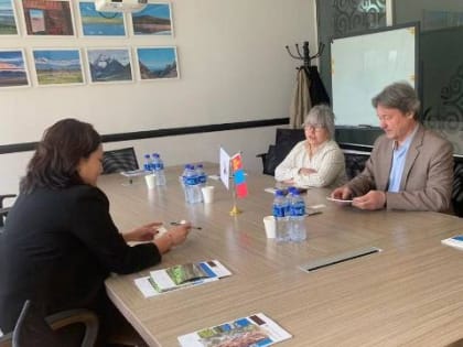 Два экспортных контракта заключили по итогам бизнес-миссии предприятий Приангарья в Монголию