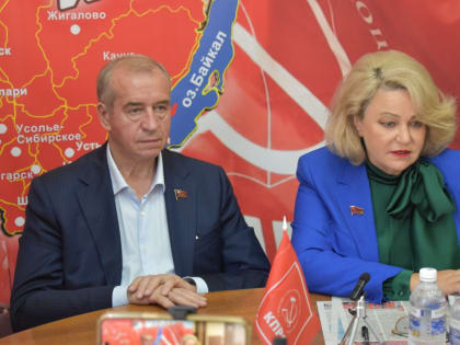 Нина Останина: политическое будущее России Сибирью прирастать будет