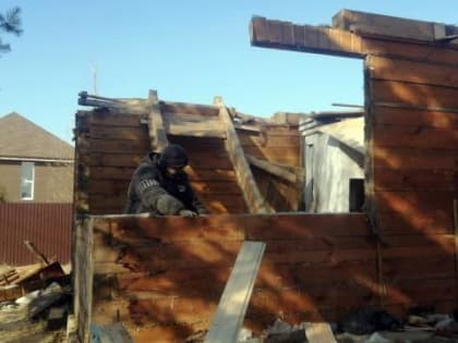 В Иркутске сносят дом, на который не оформлено право собственности