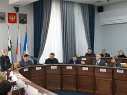 Евгений Стекачев и Руслан Болотов обсудили с Ириной Гусевой развитие местного самоуправления