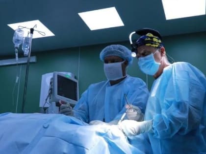 Врачи Ивано-Матрёнинской больницы провели редкую операцию