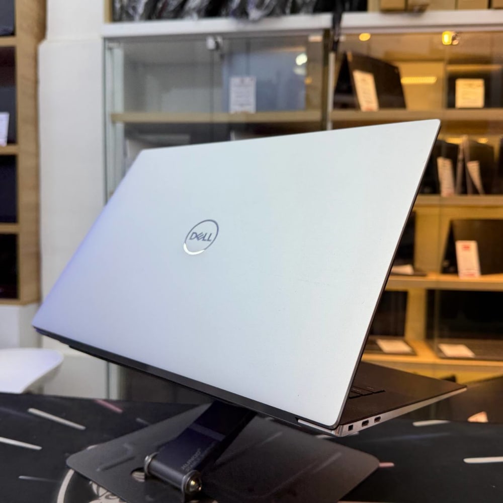 DELL DELL XPS 15 I7 13700H 32GB 1000GB SSD NVIDIA RTX 4060 15.6' 4K TACTILE - LAPTOP GAMER vue 7