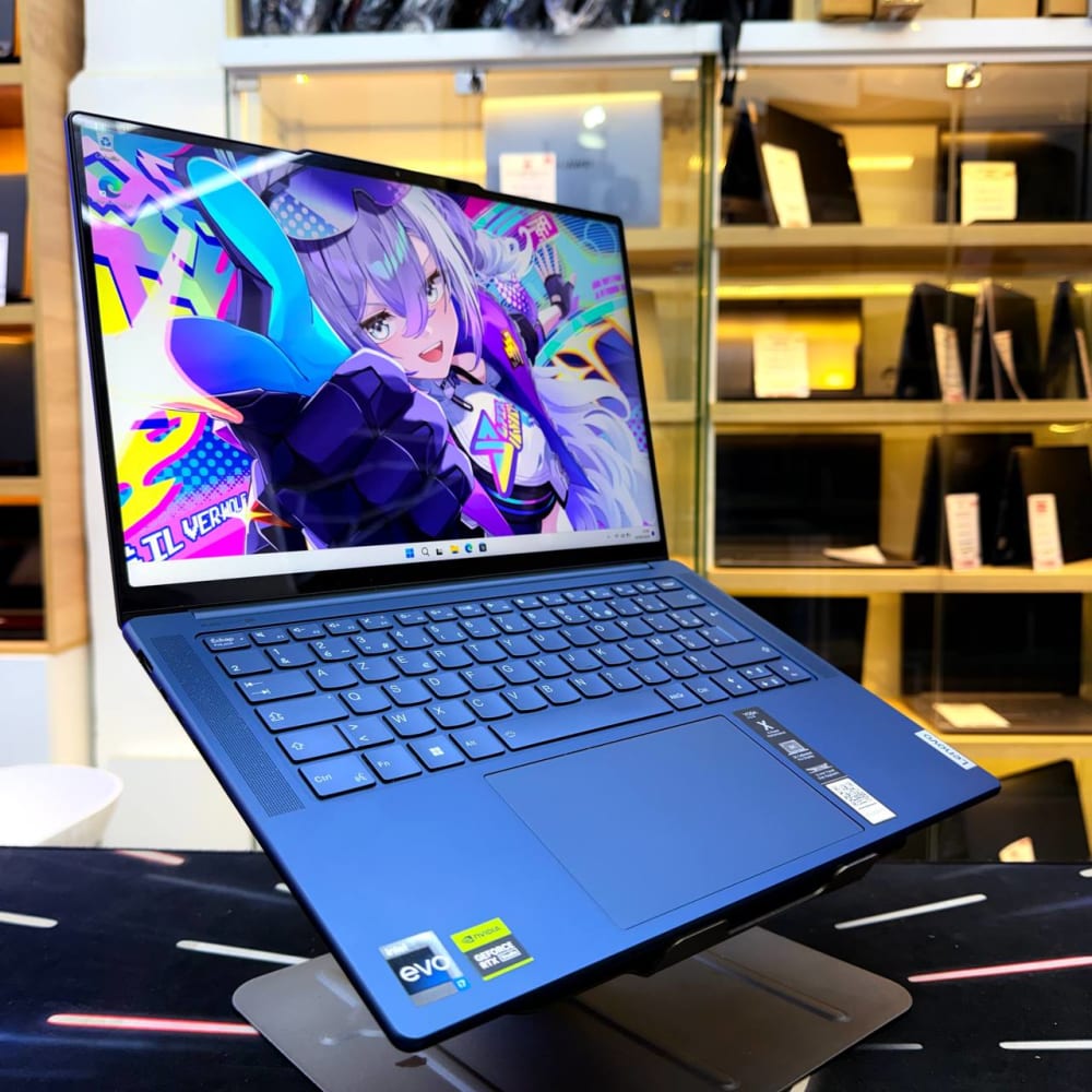 LENOVO LENOVO YOGA PRO 9I I7 13705H 16GB 512GB SSD RTX 4060 8GBVRAM 14' 3K - LAPTOP GAMER vue 3