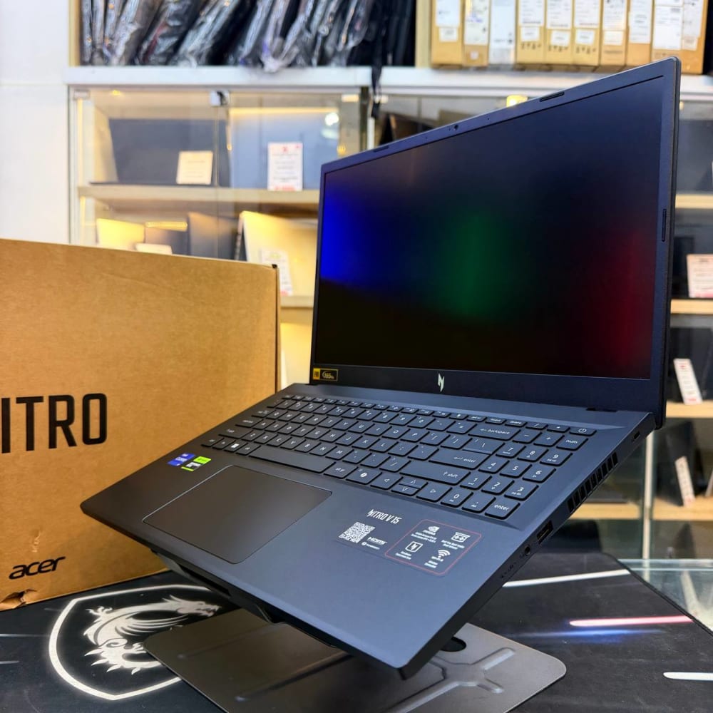 ACER ACER NITRO V15 I7 13620H 16GB 1000GB SSD RTX 5060 8GBVRAM 15.6'' FHD 165HZ - LAPTOP GAMER