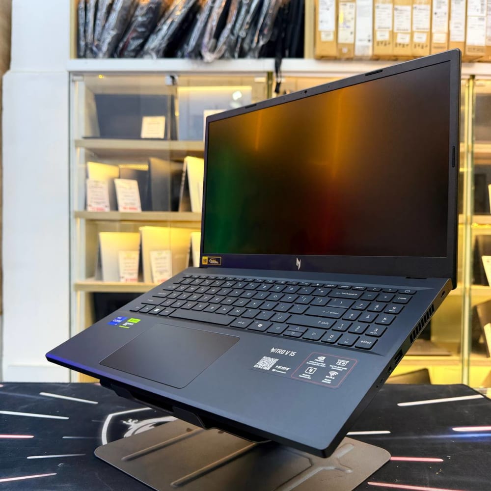 ACER ACER NITRO V15 I7 13620H 16GB 1000GB SSD RTX 5060 8GBVRAM 15.6'' FHD 165HZ - LAPTOP GAMER vue 4