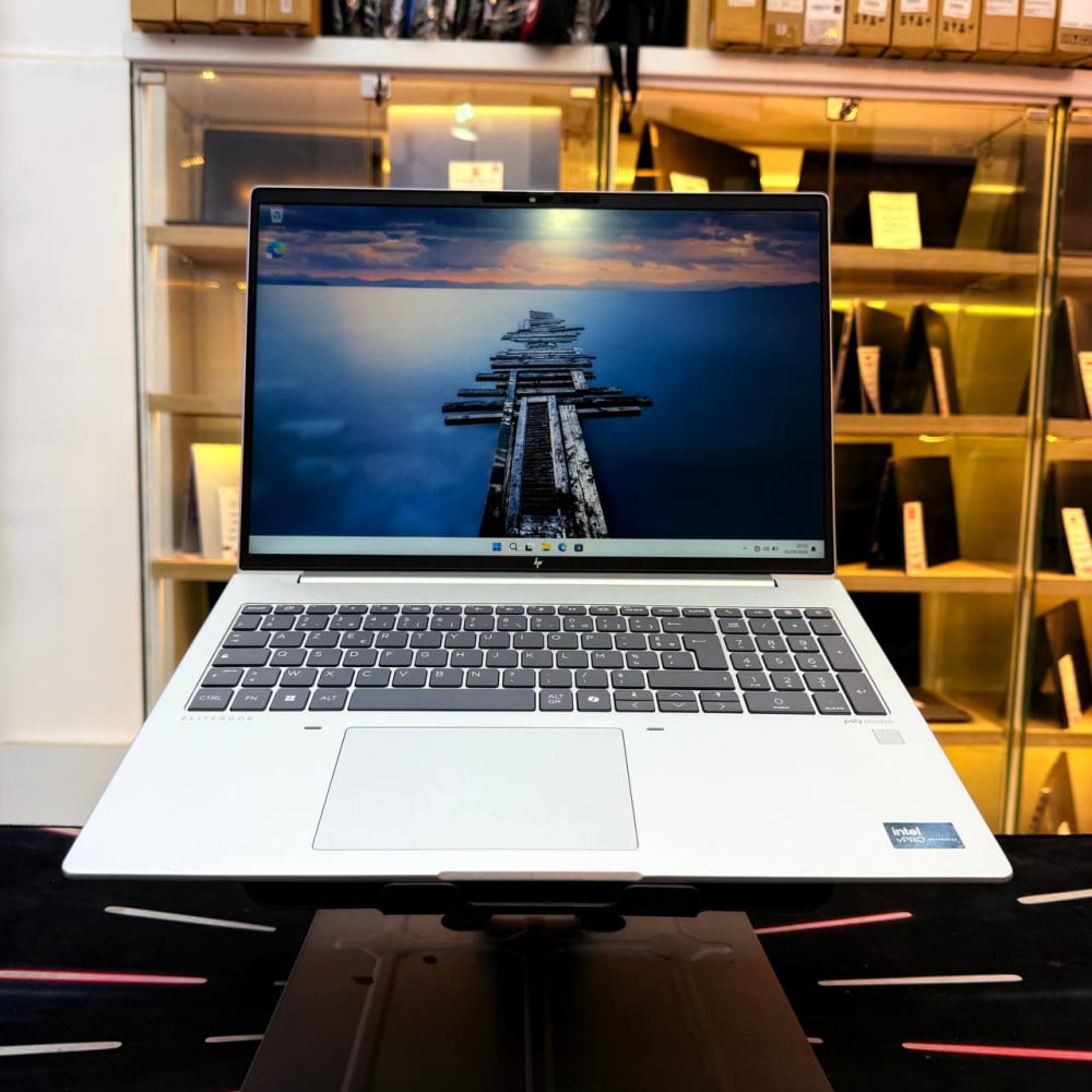 HP HP ELITEBOOK 660 G11 ULTRA 7 165U 16GB 256GB SSD 15.6'' FHD - LAPTOP vue 4