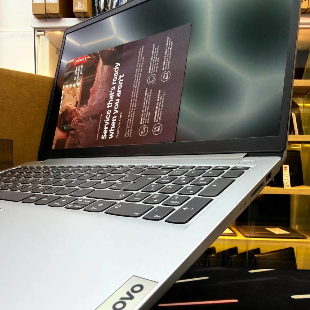 LENOVO LENOVO IDEAPAD 1 RYZEN 3 7320U 8GB 512 GB SSD 15.6 '' FHD - LAPTOP vue 6