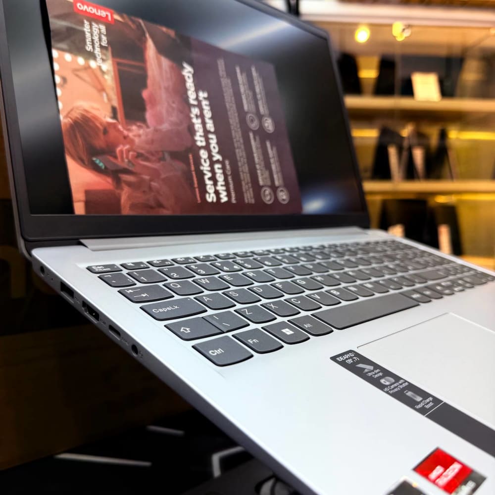 LENOVO LENOVO IDEAPAD 1 RYZEN 3 7320U 8GB 512 GB SSD 15.6 '' FHD - LAPTOP vue 7