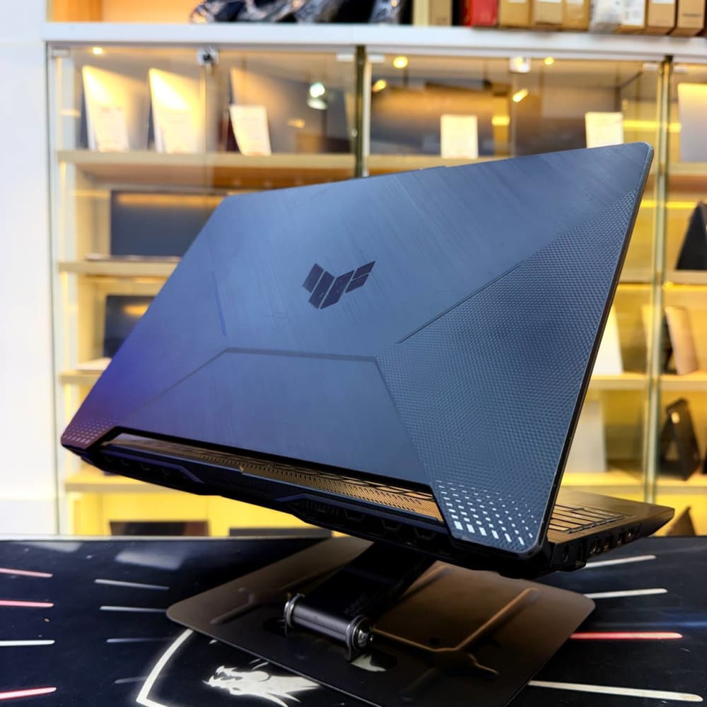 ASUS ASUS TUF F15 AMD RYZEN 5 4600H 16GB 512GB SSD GTX 1650 4GVram 15.6'' FHD 144Hz - LAPTOP GAMER vue 6