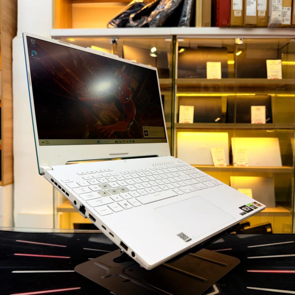 ASUS ASUS TUF GAMING A15 AMD RYZEN 7 6800H 16GB 1000GB SSD RTX 3060 6GBVram 15.6'' FHD 144Hz - LAPTOP GAMER vue 3