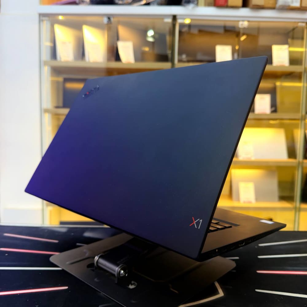 LENOVO  LENOVO THINKPAD X1 EXTREME I7 9750H 32GB 512GB SSD GTX 1650 4GBVRAM 15.6'' FHD - LAPTOP GAMER vue 8
