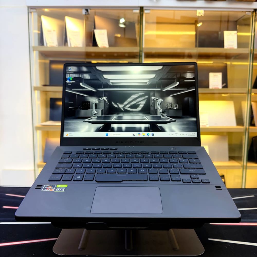 ASUS ASUS ROG ZEPHYRUS G14 AMD RYZEN 7 5800HS 16GB 512GB SSD RTX 3050 TI 4GBVRAM 14'' FHD 144Hz - LAPTOP GAMER vue 2