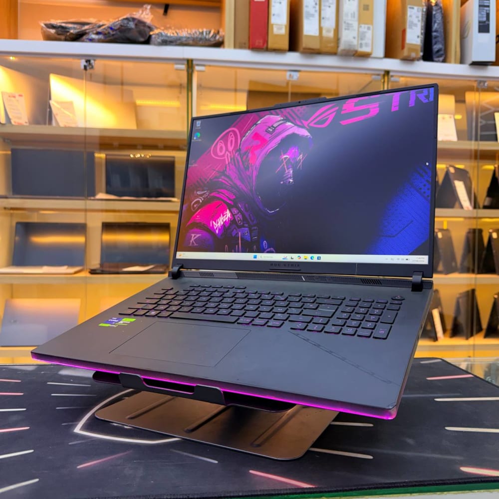 ASUS ASUS ROG STRIX G834 I9 13980HX 16GB 1000GB SSD RTX 4080 12GBVRAM 18'' QHD+ 240Hz - LAPTOP GAMER