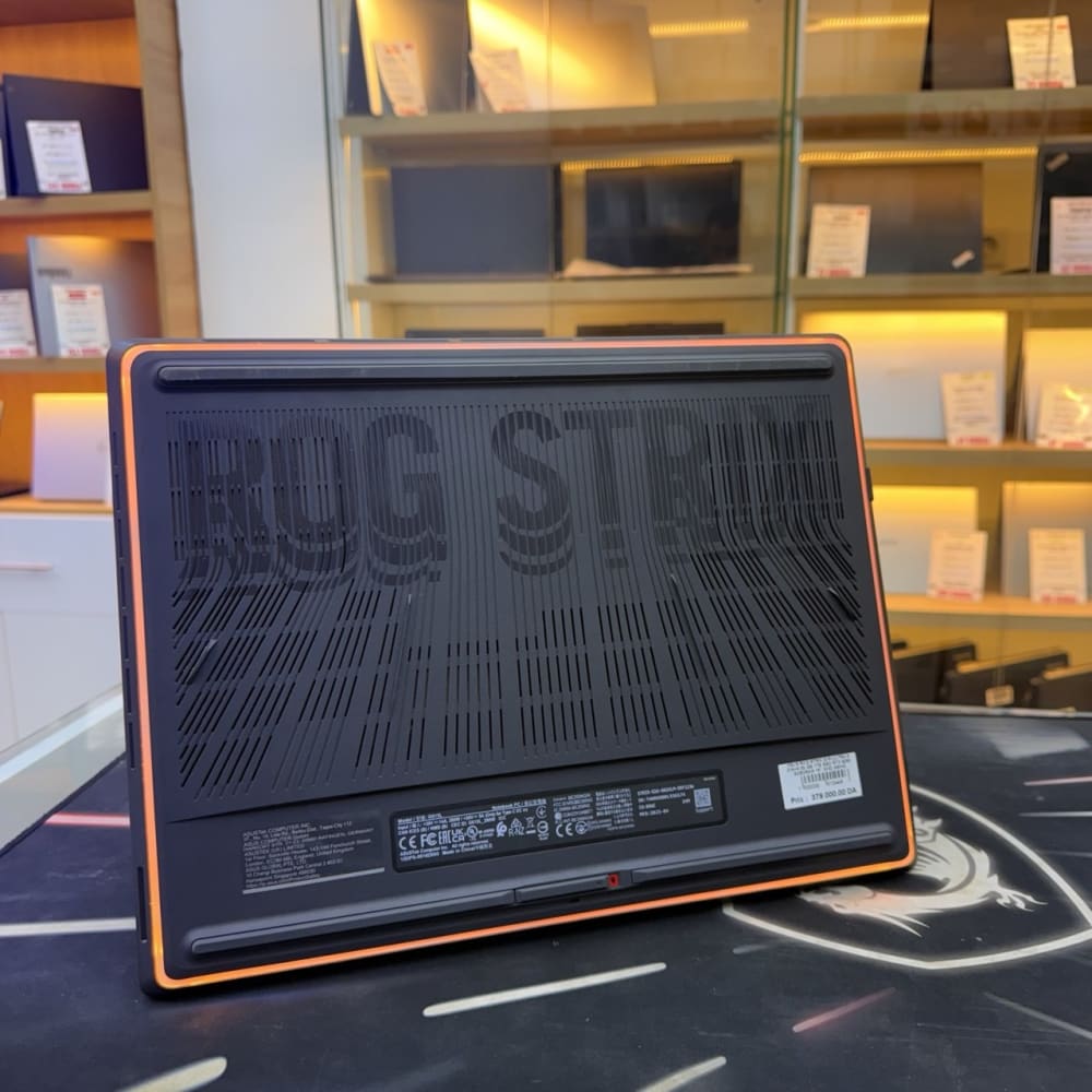 ASUS ASUS ROG STRIX G16 ULTRA 9 275HX 32GB 1000GB SSD RTX 5060 8GBVRAM 16'' QHD 240Hz - LAPTOP GAMER vue 6