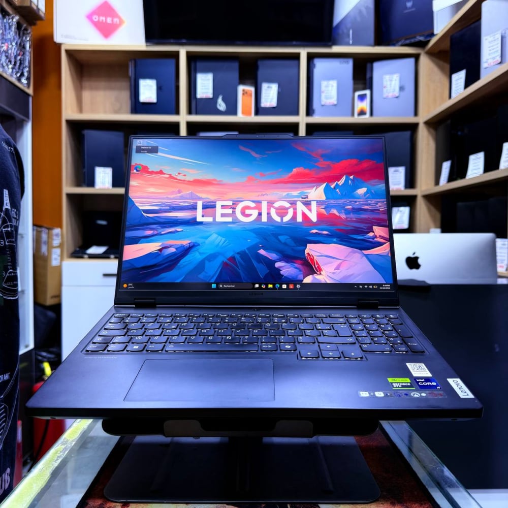LENOVO LENOVO LEGION PRO 7 I9 14900HX 32GB 1000GB SSD RTX 4080 12GBVRAM 16" 2K 240Hz - LAPTOP GAMER vue 2