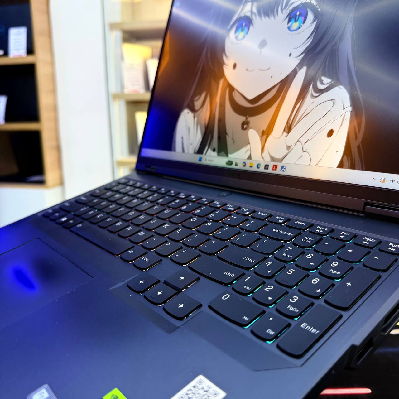 LENOVO LENOVO LEGION PRO 5 CORE I9 13900HX 16GB 1000GB SSD RTX 4070 8GBVRAM 15.6'' 2K 165HZ - LAPTOP vue 5