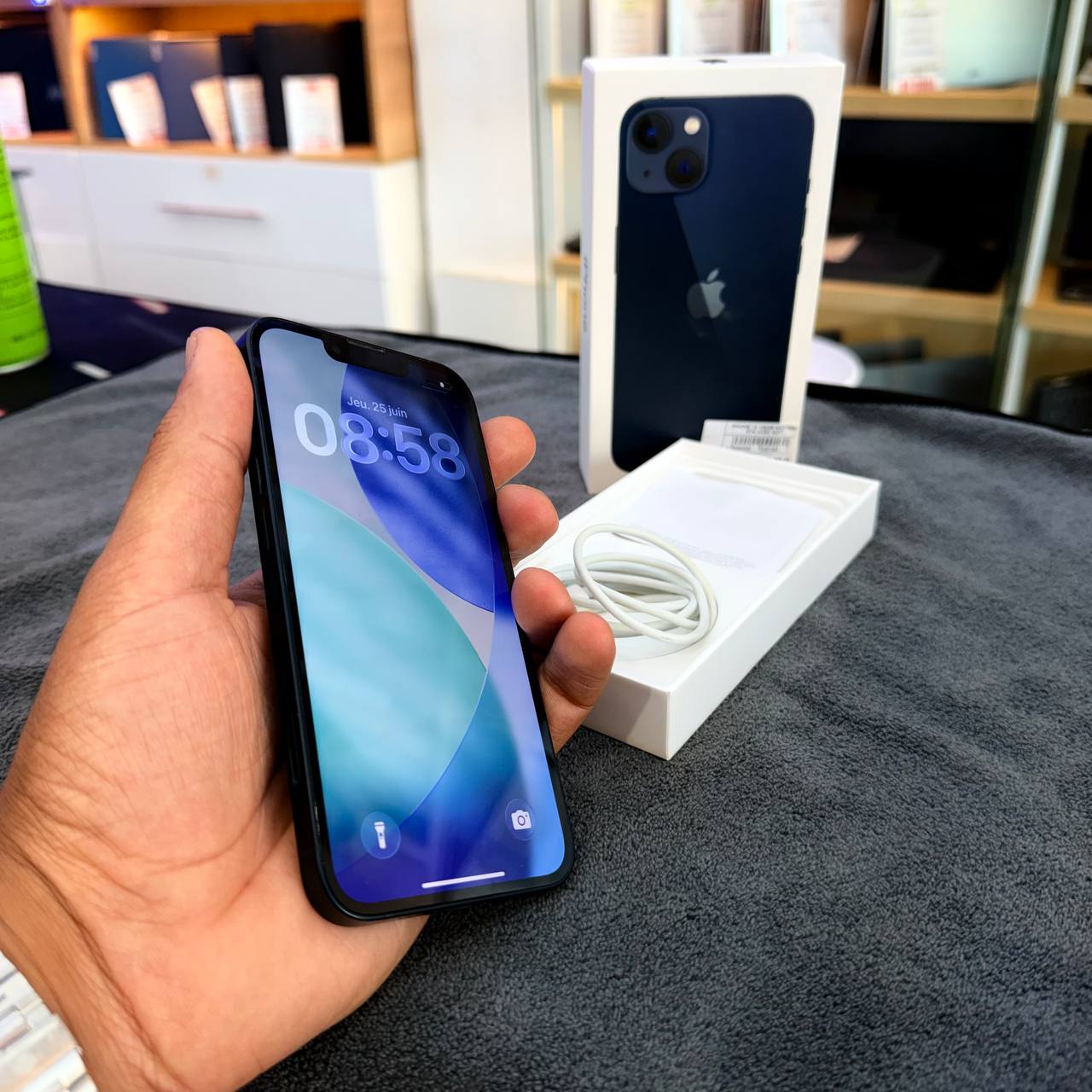 APPLE APPLE IPHONE 13 128GB BATTERIE 91% - TELEPHONE vue 9