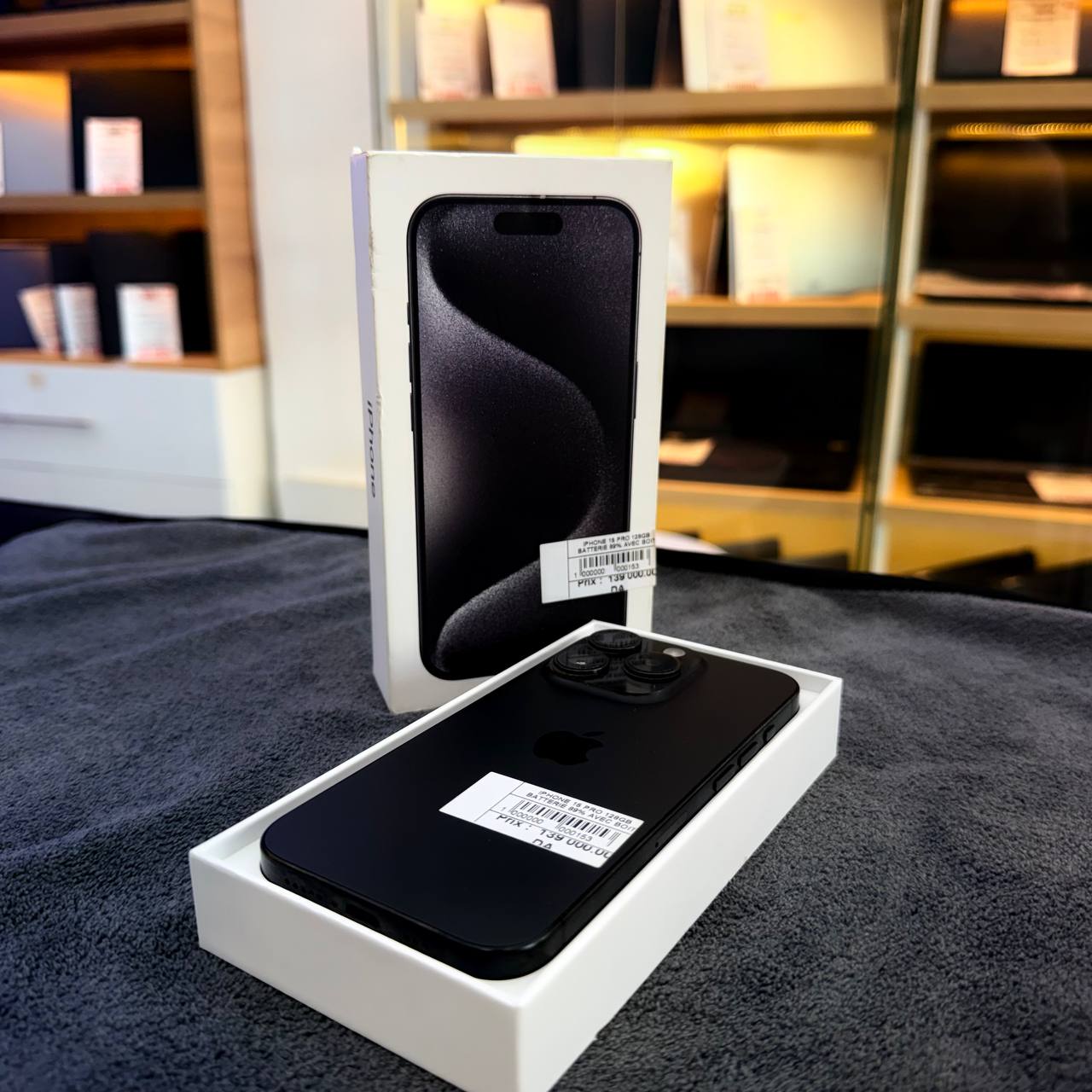 APPLE APPLE IPHONE 15PRO 128GB BATTERIE 89% - TELEPHONE vue 3