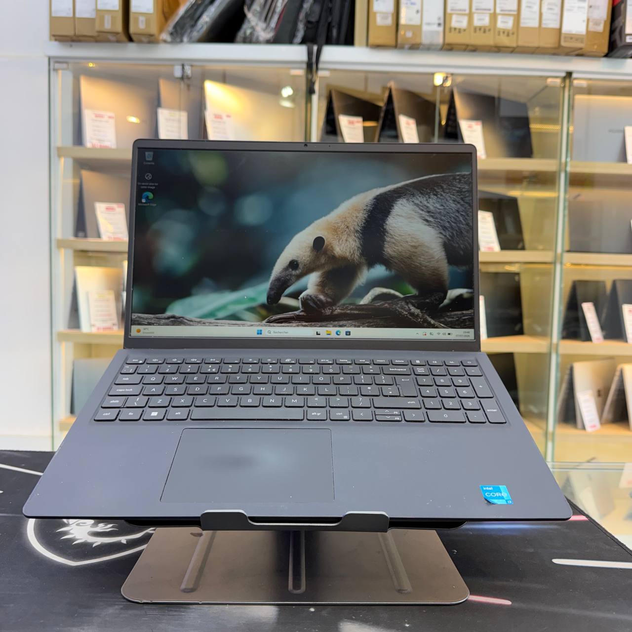 DELL DELL VOSTRO 15 3510 I3 1115G4 8GB 256GB SSD 15.6'' FHD - LAPTOP vue 2