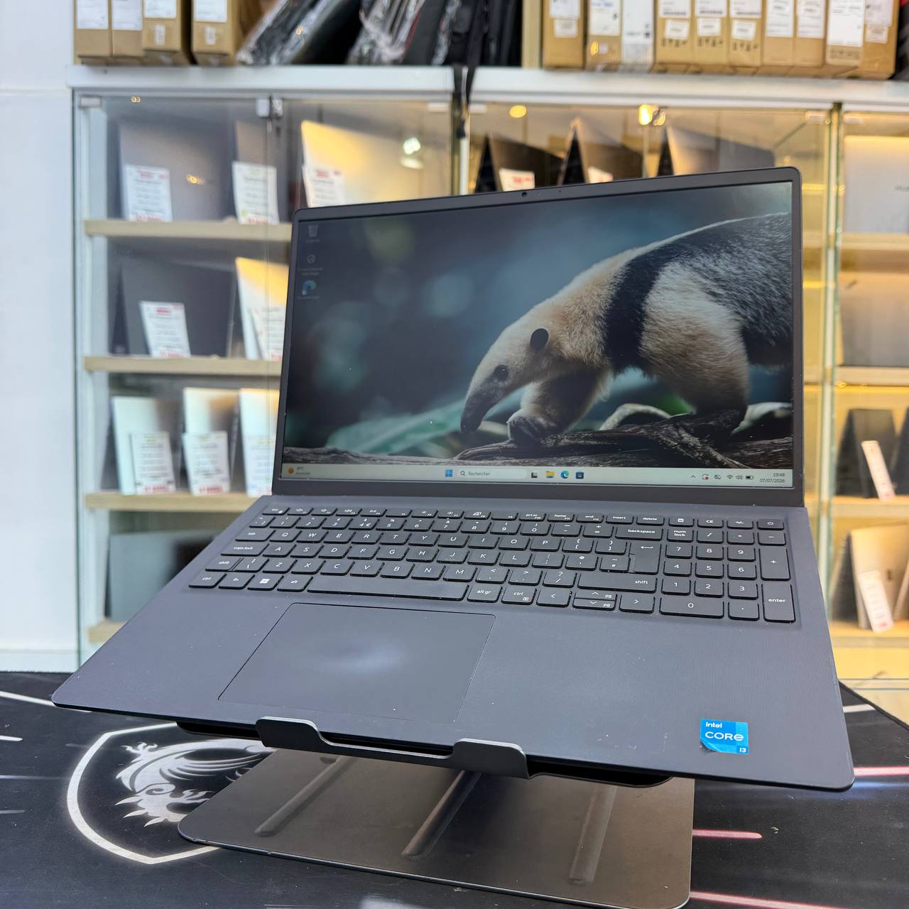 DELL DELL VOSTRO 15 3510 I3 1115G4 8GB 256GB SSD 15.6'' FHD - LAPTOP vue 3