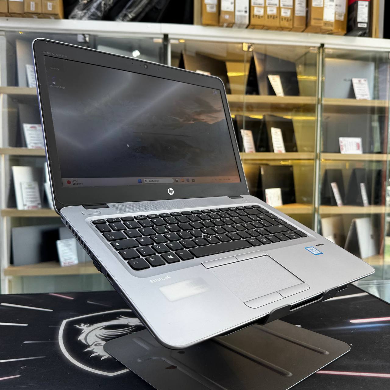 HP HP ELITEBOOK 840 G3 INTEL CORE I5 6300U 8GB 256GB SSD 14'' FHD - LAPTOP vue 4