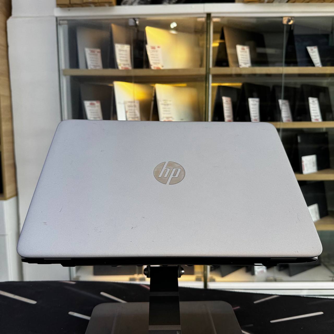 HP HP ELITEBOOK 840 G3 INTEL CORE I5 6300U 8GB 256GB SSD 14'' FHD - LAPTOP vue 9