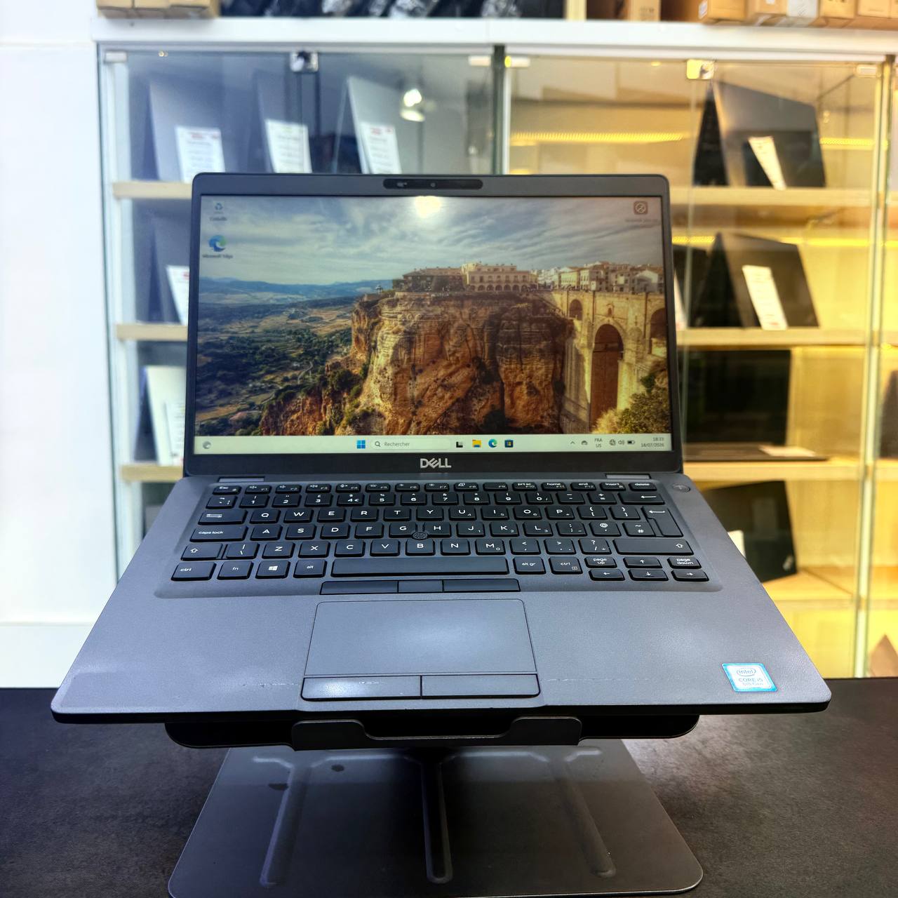 DELL DELL LATITUDE 5400 I5 8265U 8GB 256GB SSD 14'' FHD - LAPTOP vue 4