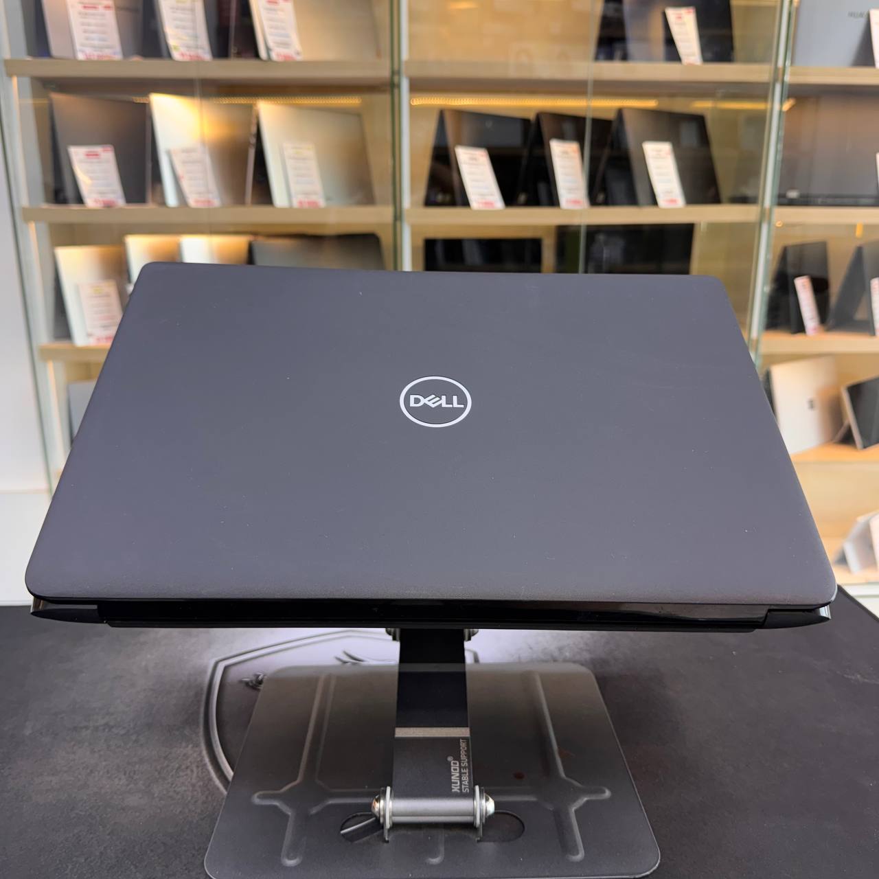 DELL DELL LATITUDE 3500 I5 8265U 8GB 256GB SSD 15.6'' FHD - LAPTOP vue 6