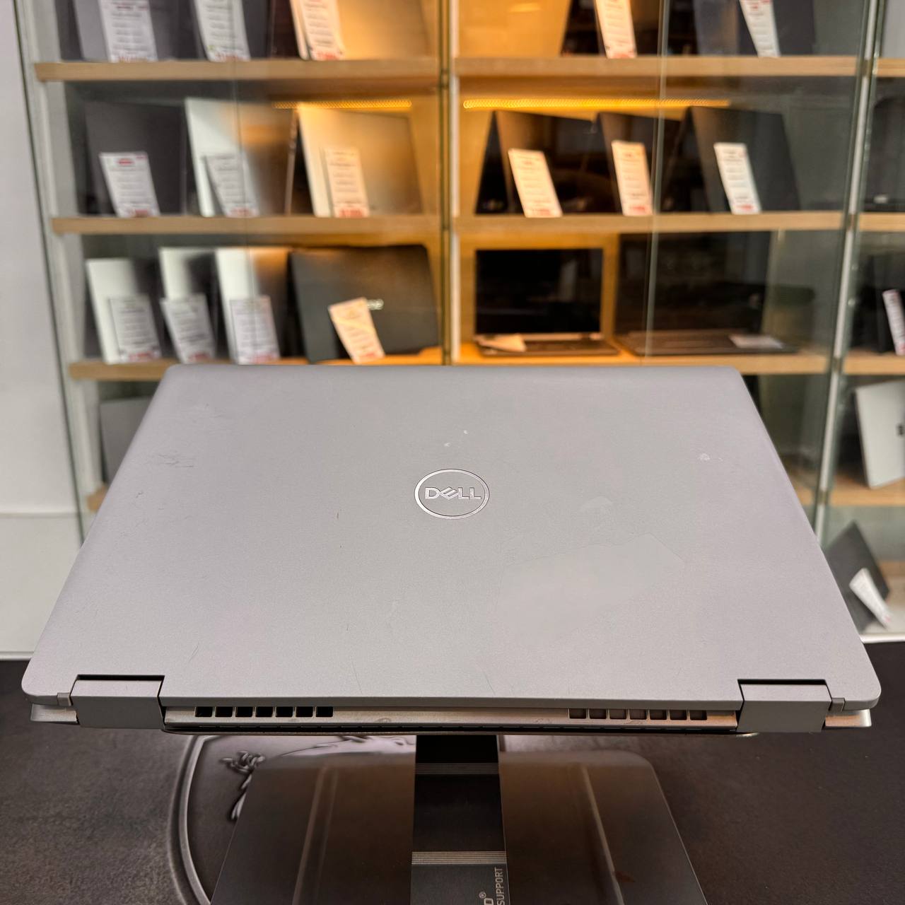 DELL  DELL LATITUDE 3310 2-IN-1 I5 8265U 8GB 512GB SSD 14'' TACTILE - LAPTOP vue 8