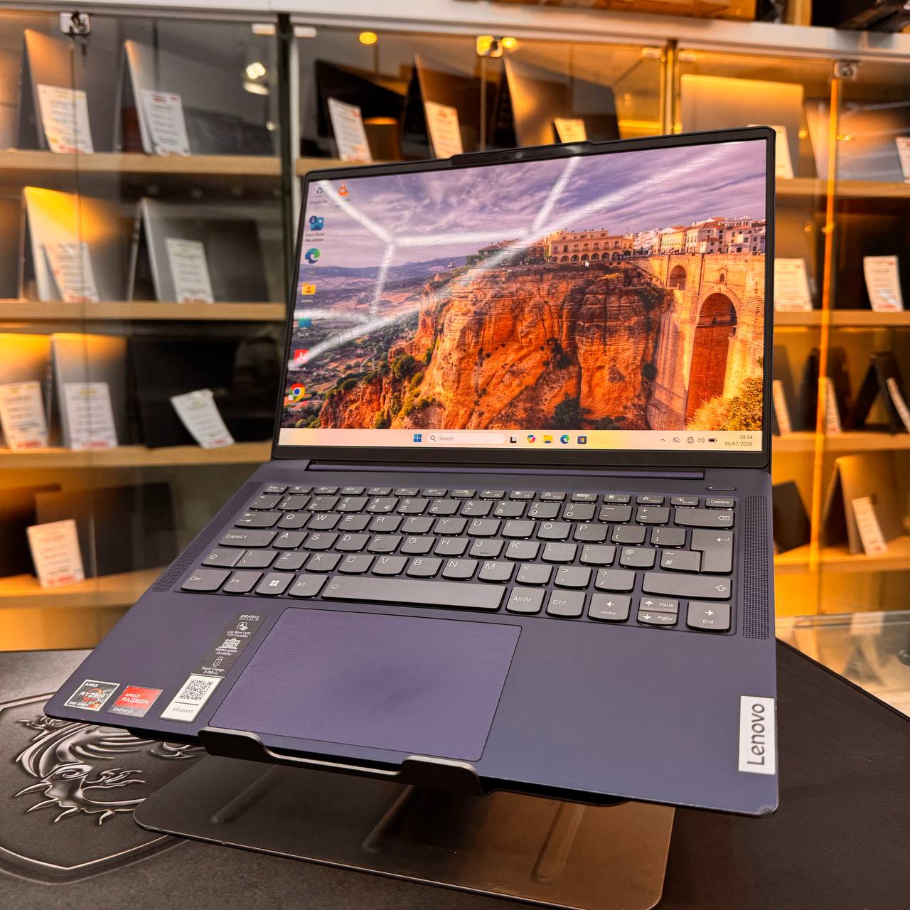 LENOVO  LENOVO IDEAPAD SLIM 5 AMD RYZEN 5 7530U 16GB 256GB SSD 14'' OLED - LAPTOP 