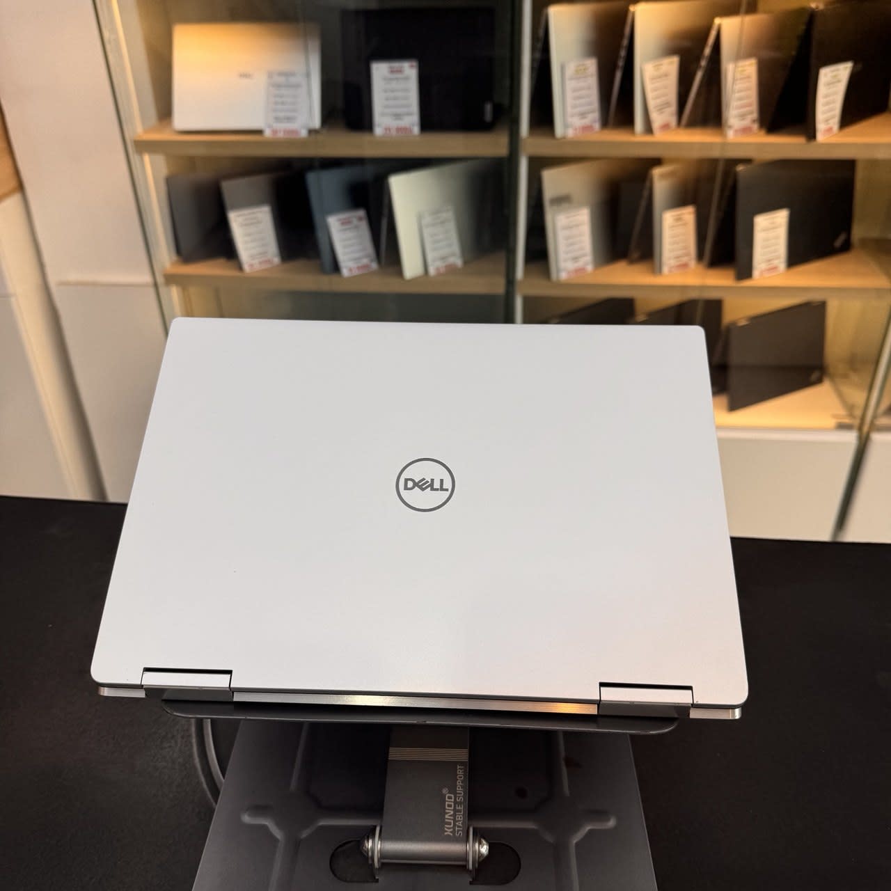 DELL  DELL XPS 13 X360 I7 1065G7 8GB 256GB SSD 13.3'' FHD TACTILE - LAPTOP vue 9