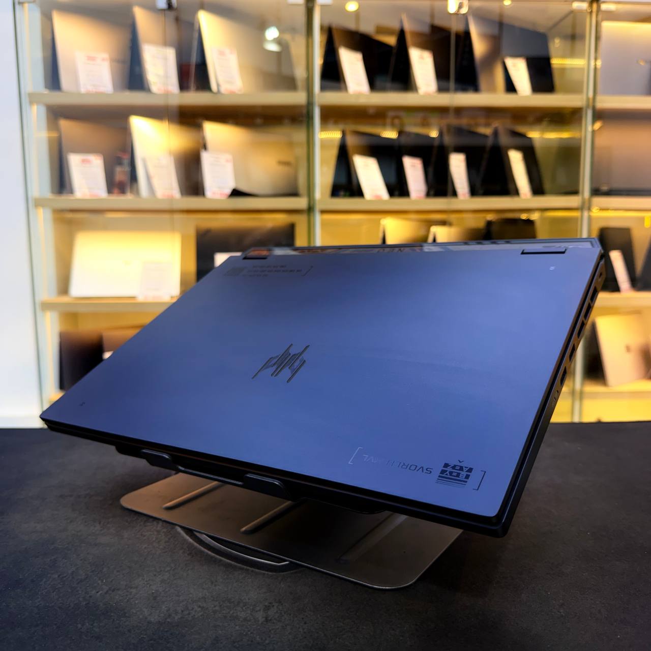 ACER PREDATOR HELIOS NEO 16 I9 14900HX 16GB 1000GB SSD RTX 4060 8GBVRAM 16'' 2K 180Hz - LAPTOP GAMER vue 9