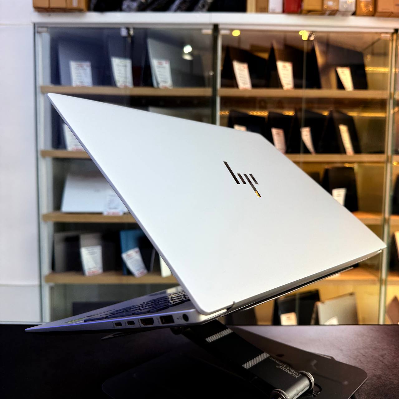 HP  HP PAVILION PLUS 16 ULTRA 7 155H 32GB 1000GB SSD RTX 4050 16'' 2K 120Hz - LAPTOP GAMER vue 7