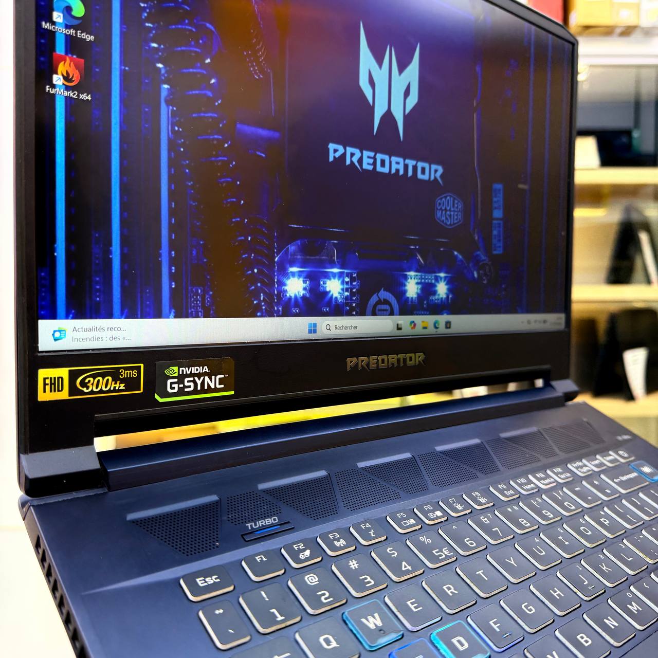 ACER ACER PREDATOR TRITON 500 INTEL CORE I7 10750H 16GB 512GB SSD NVIDIA RTX 2070 SUPER 8GBVRAM 16'' FHD 300Hz - LAPTOP GAMER vue 4
