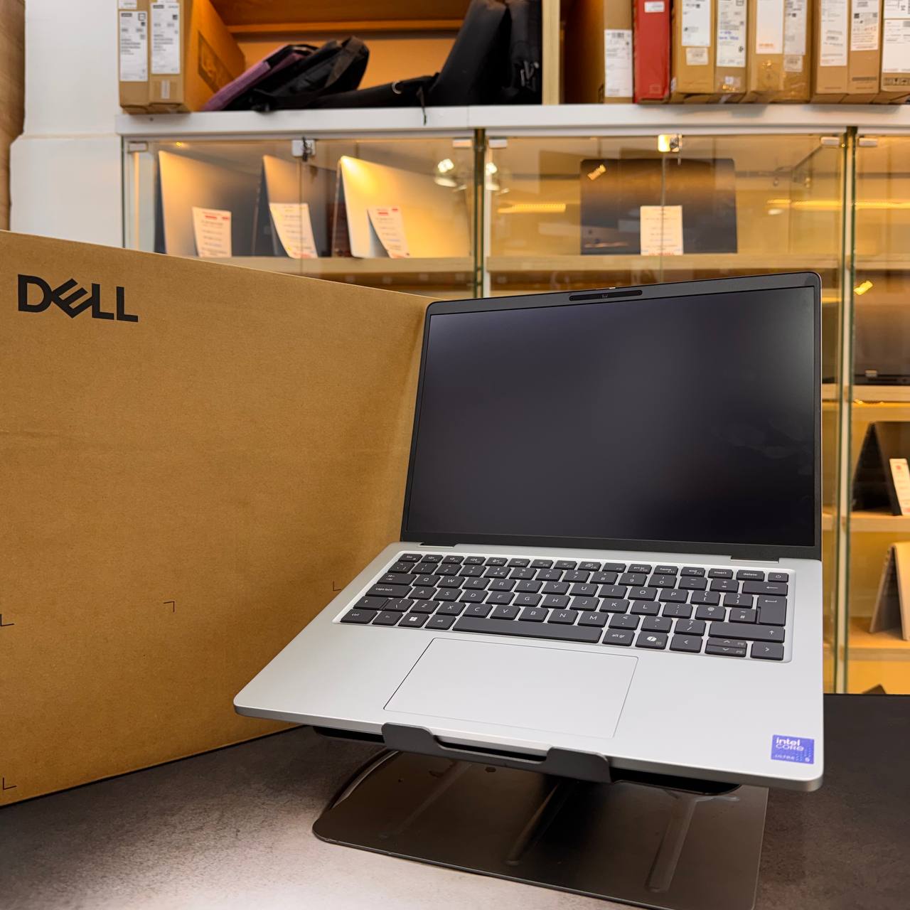 DELL DELL PRO 14 PLUS ULTRA 5 235U 16GB 256GB SSD 14'' FHD - LAPTOP