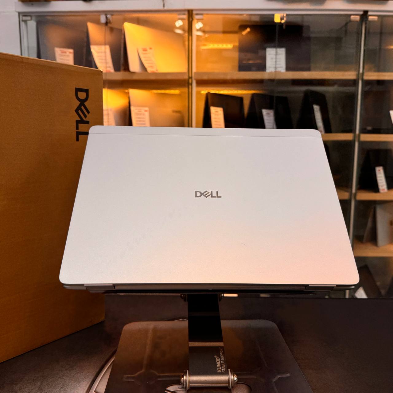 DELL DELL PRO 14 PLUS ULTRA 5 235U 16GB 256GB SSD 14'' FHD - LAPTOP vue 6