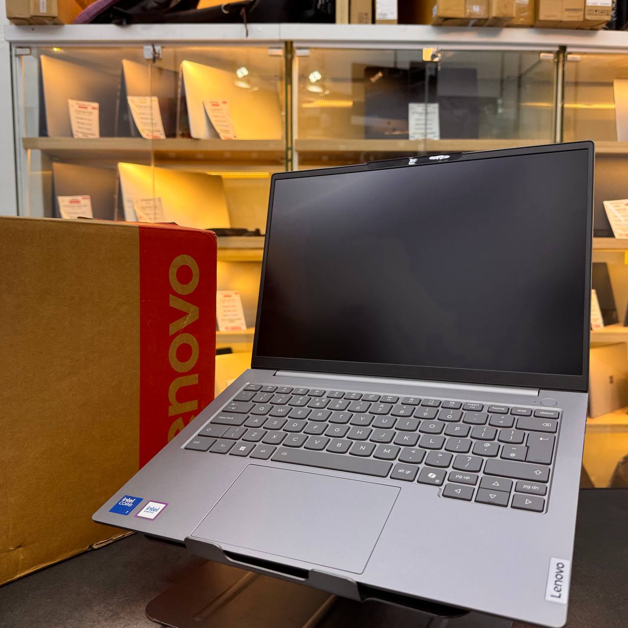LENOVO LENOVO THINKBOOK 14 G9 INTEL CORE 7 240H 16GB 512GB SSD 14'' FHD - LAPTOP