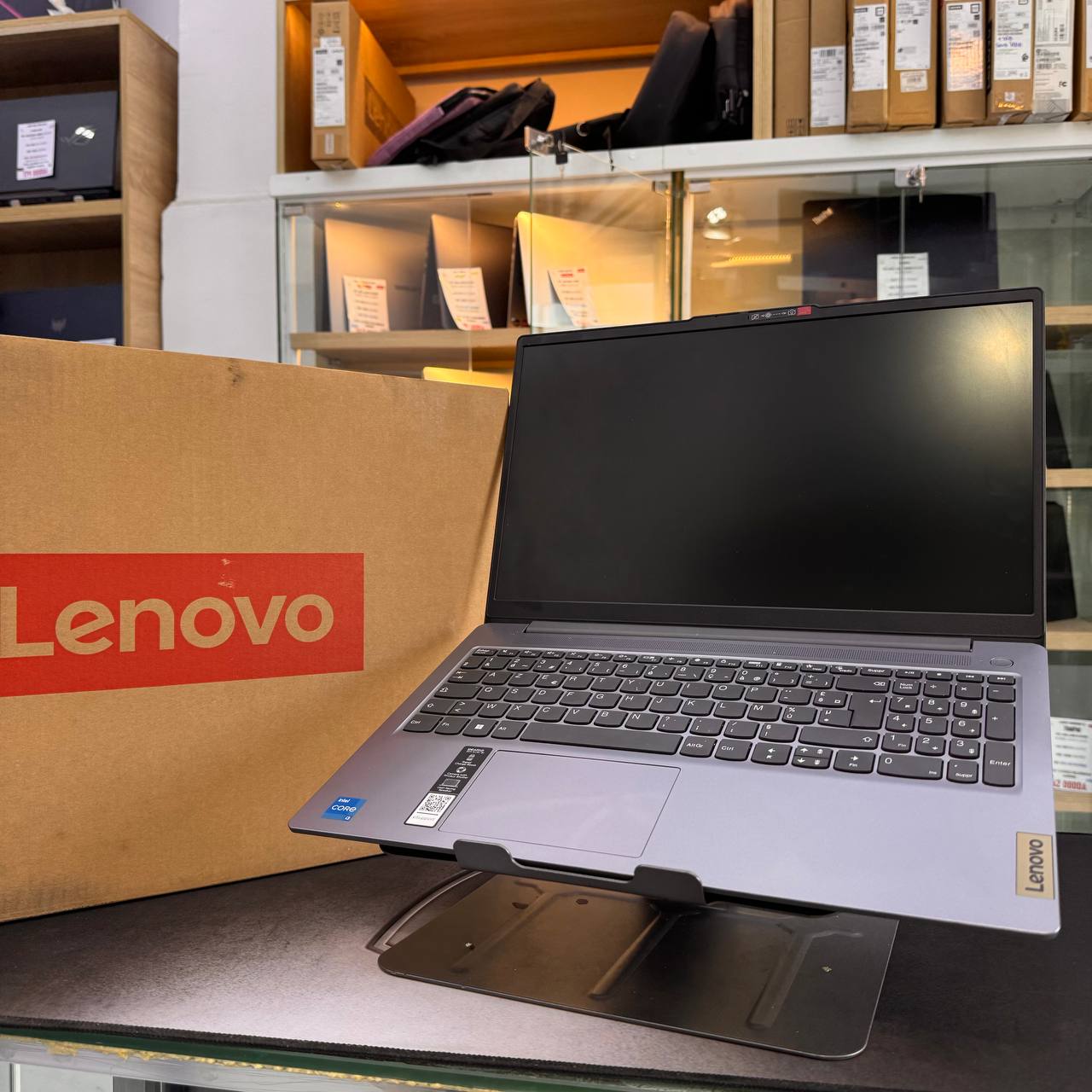 LENOVO LENOVO IDEAPAD SLIM 3 I3 1315U 8GB 256GB SSD 15.6'' FHD - LAPTOP
