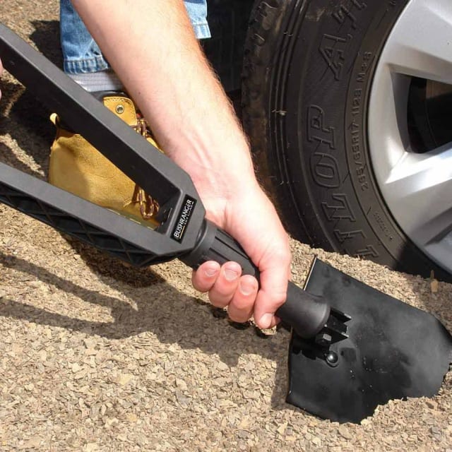 Bushranger TRI-Fold Shovel with Bag