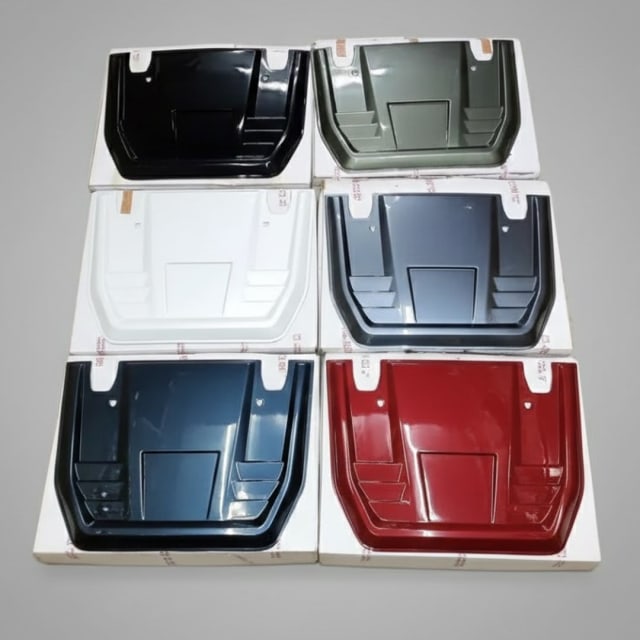Defender Style Taillight for Thar and Thar Roxx